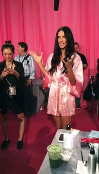 Adriana lima backstage Victoria Secrets Show 2015 Backstage