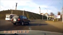 Car wrecks caught on video 2014   Russian Dash Cam Accidents & Car Crashes #3