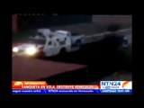 Tanqueta de la Guardia Nacional Bolivariana destruye varios vehículos particulares