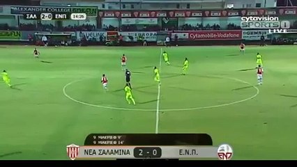 D'un sombrero suivi d'une volée sous la barre, Chris Dickson s'est pris pour Neymar