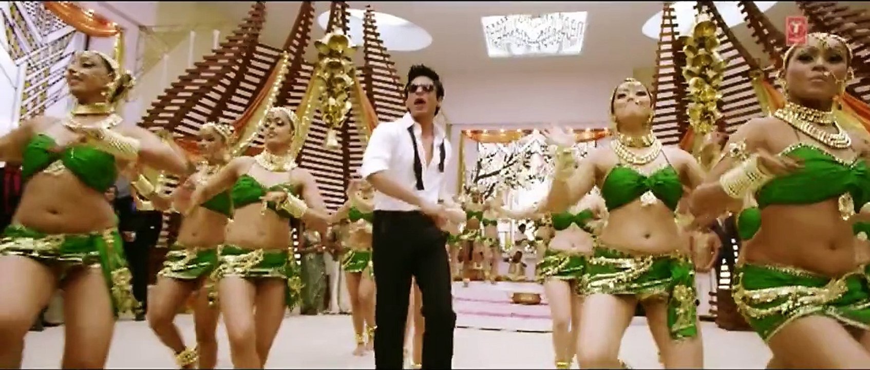Ra.One Chammak Challo Video Song | Feat. ShahRukh Khan, Kareena Kapoor