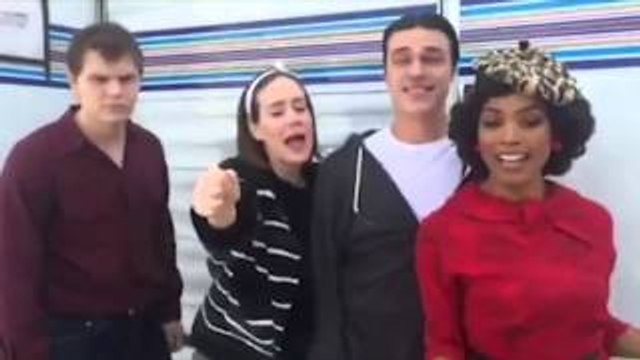 American Horror Story : Backstage (Evan Peters , Sarah Paulson , Finn Wittrock, Angela Basset)