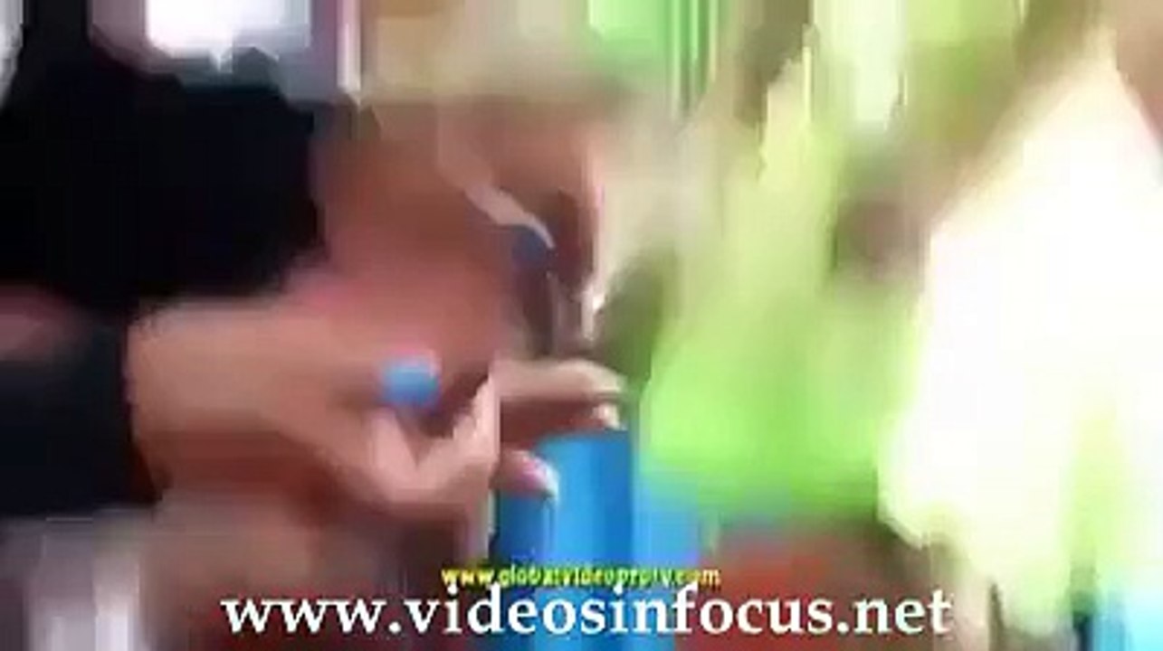 Monkeys beauty Parlour