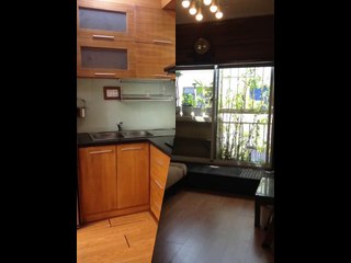 Cần Cho thuê gấp căn hộ Hồng Lĩnh Plaza, Khu trung sơn H.Bình Chánh ,Dt - 75 m2, 2PN, 2WC