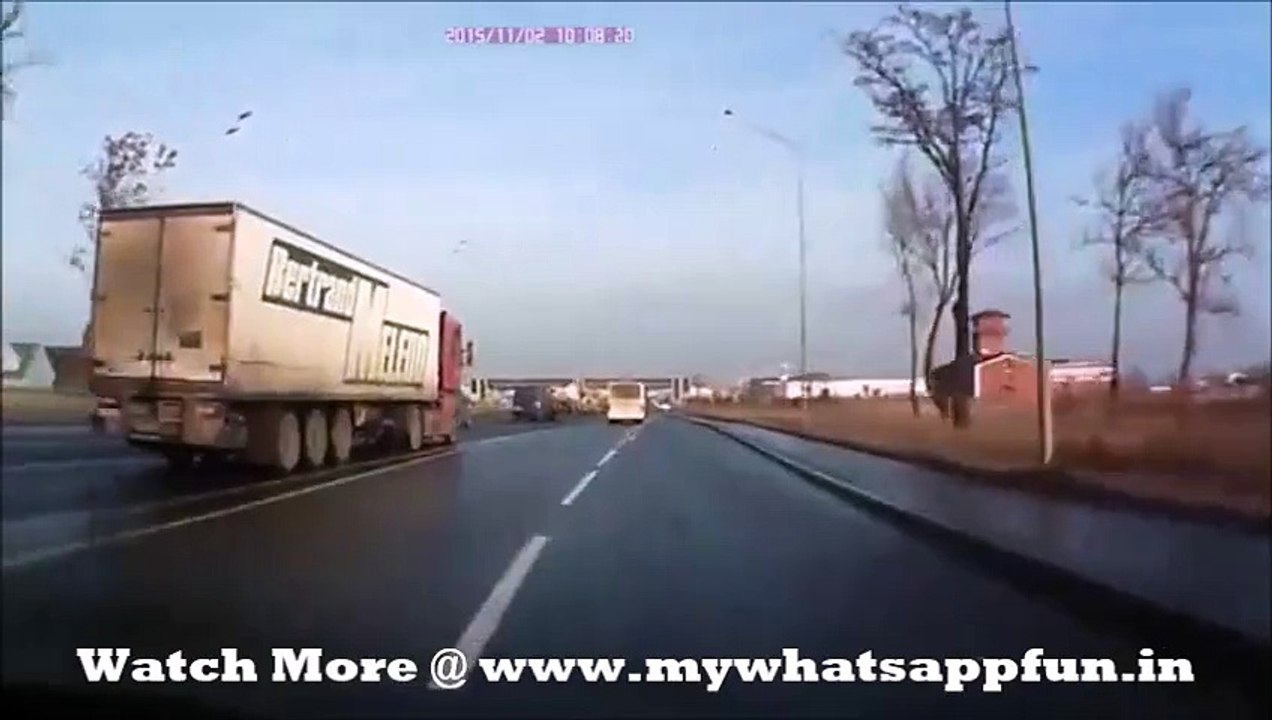 Whatsapp Funny video || Is this Driver is Lucky or Mad