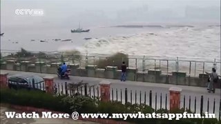 Whatsapp Amazing video || Sunami Tidal Waves