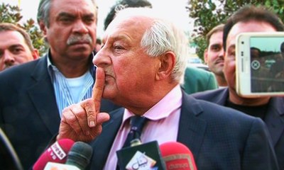 Shahryar Khan angry on journalists questions