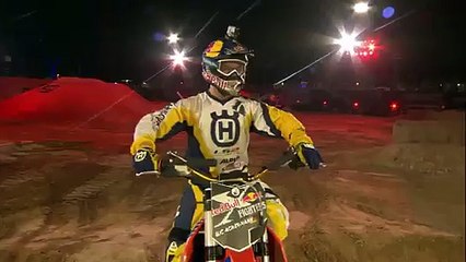FMX Tricks From Luc Ackermann's POV - Red Bull X-Fighters 2015 - Video Dailymotion