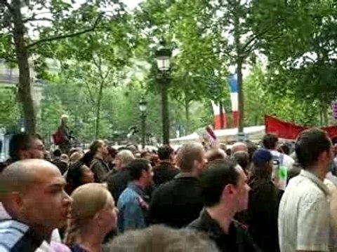 fnac en greve champs elysees 2