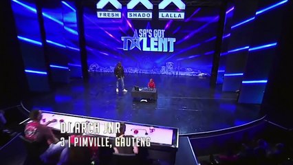 3 years old  DJ,,, amazing beat by him