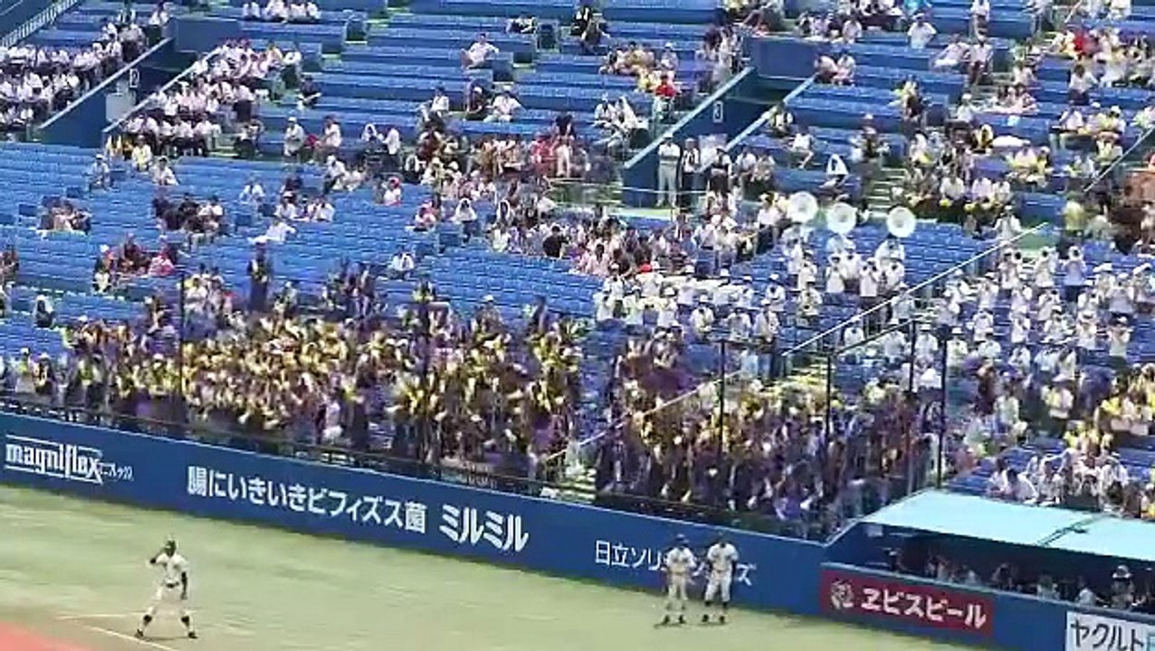 修徳高校　紅