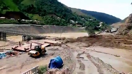 Amazing Flash Flood Footage - Extreme Flooding