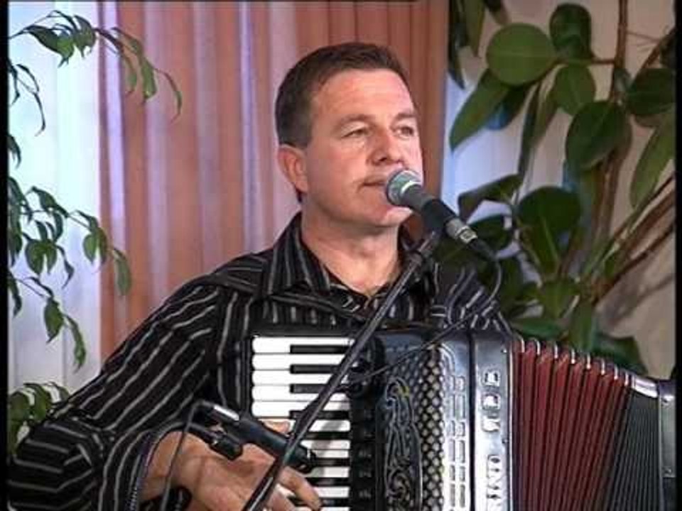 ORKESTAR MAESTRAL BITOLA VO ZIVO (LIVE) AJ ZASVIRETE MI CALGII