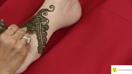 Watch Online Foot Mehndi -Creative Style Mehndi Design For Foot -mehndi point