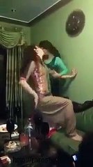 Desi Girls Hot nanga mujra Dancing