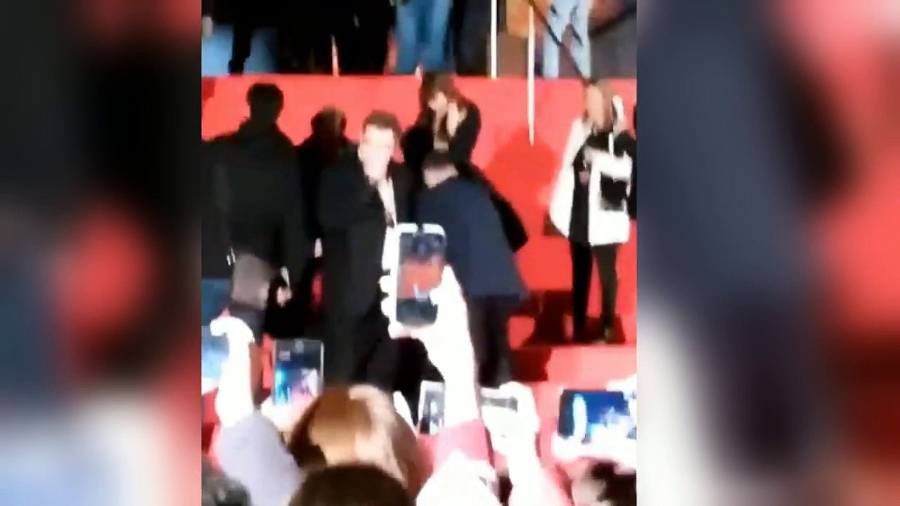 Jennifer Lawrence takes yet another tumble
