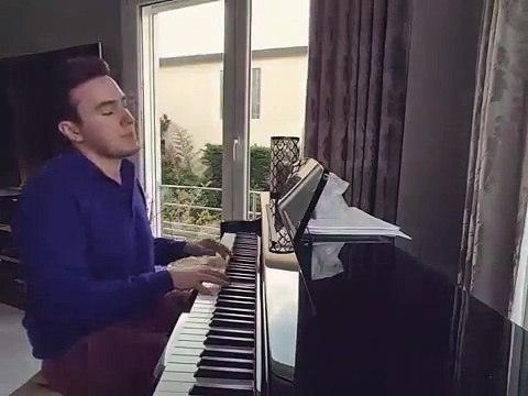 Söz Veremem Mustafa Ceceli(Piano Vesiyon)