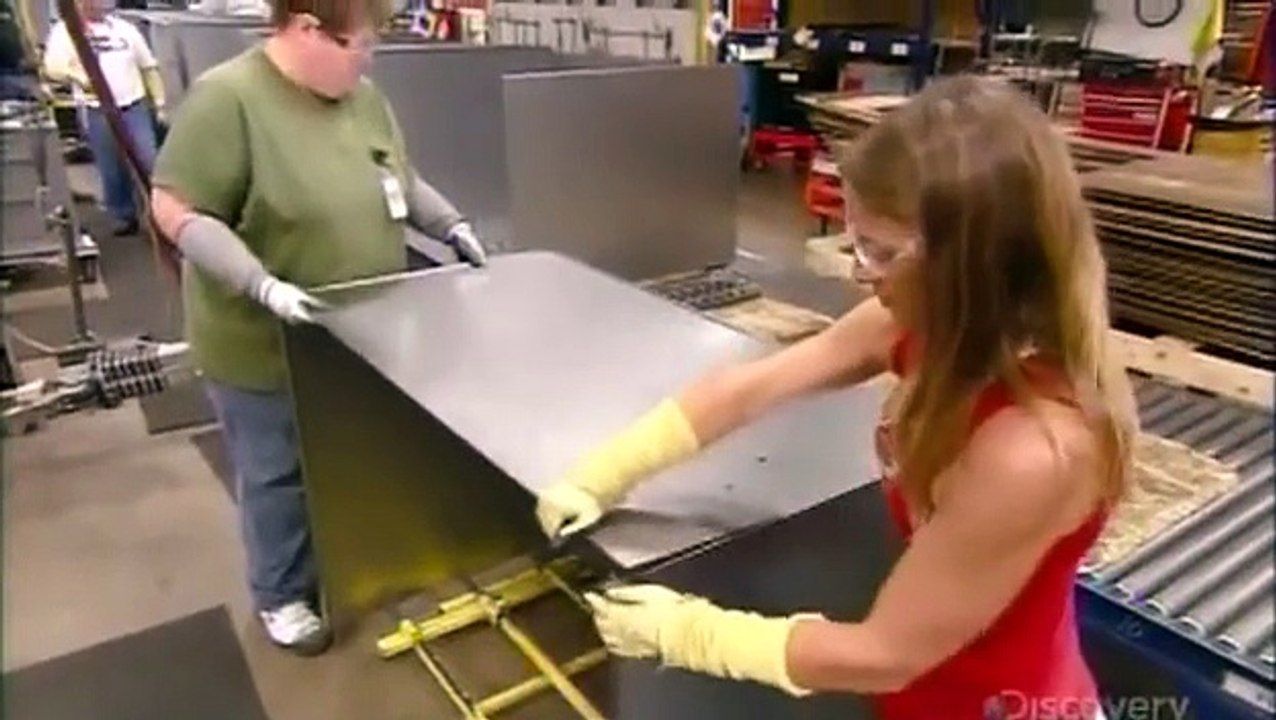 How Its Made Tool Boxes (Snap-on)