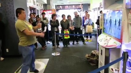 Le danseur Arcade est de retour ! -  Zapping du Net du 11 Novembre