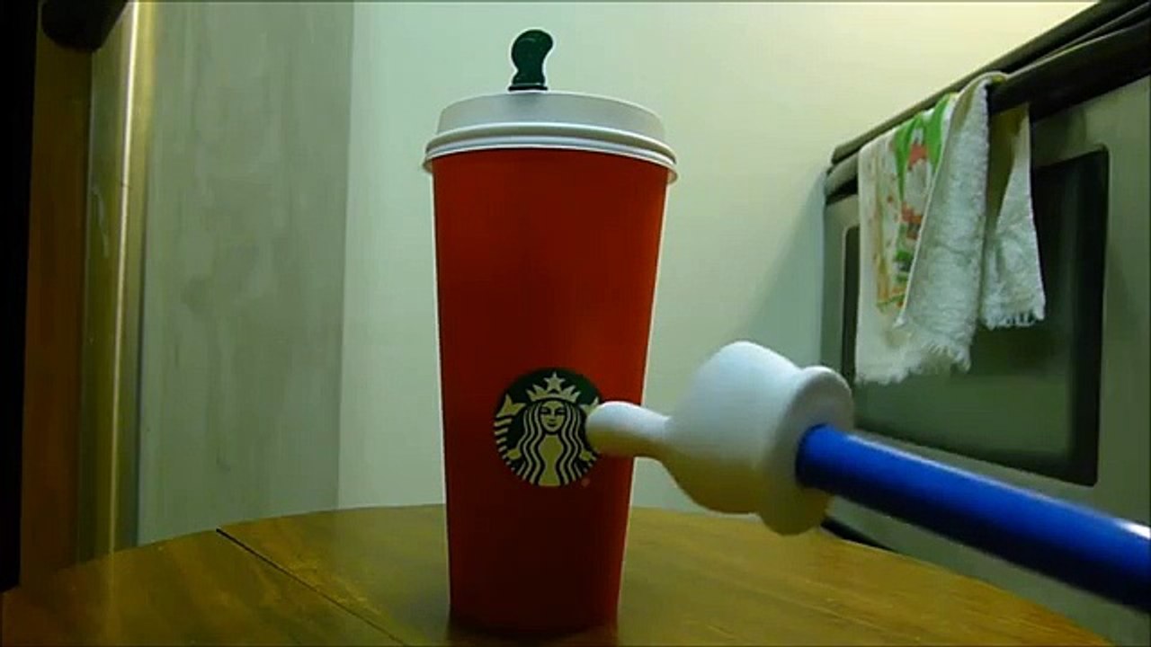 A Rant About the Starbucks Red Cup Controversy