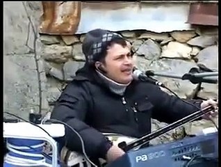 Ak Göğsünde Nokta Nokta Ben Olam...