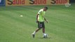 Te cuida, Argentina! Neymar mostra pontaria afiada em treino da Seleção