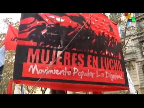 Gender Issues Raised in Argentine Presidential Run-Off Election