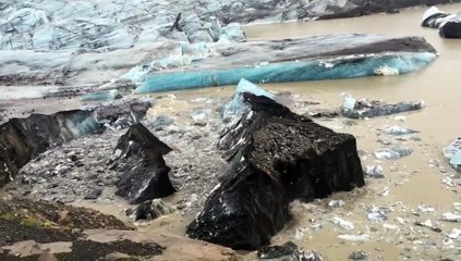 Graba glaciar y de repente se crea iceberg
