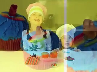 SURFING GUMMY BEAR CUPCAKES! Summer beach theme party Charli & Ash