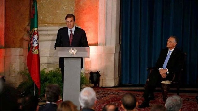 La izquierda portuguesa tumba al gobierno de Passos Coelho