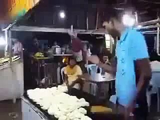 Have you ever seen a baker like this one - YouTube