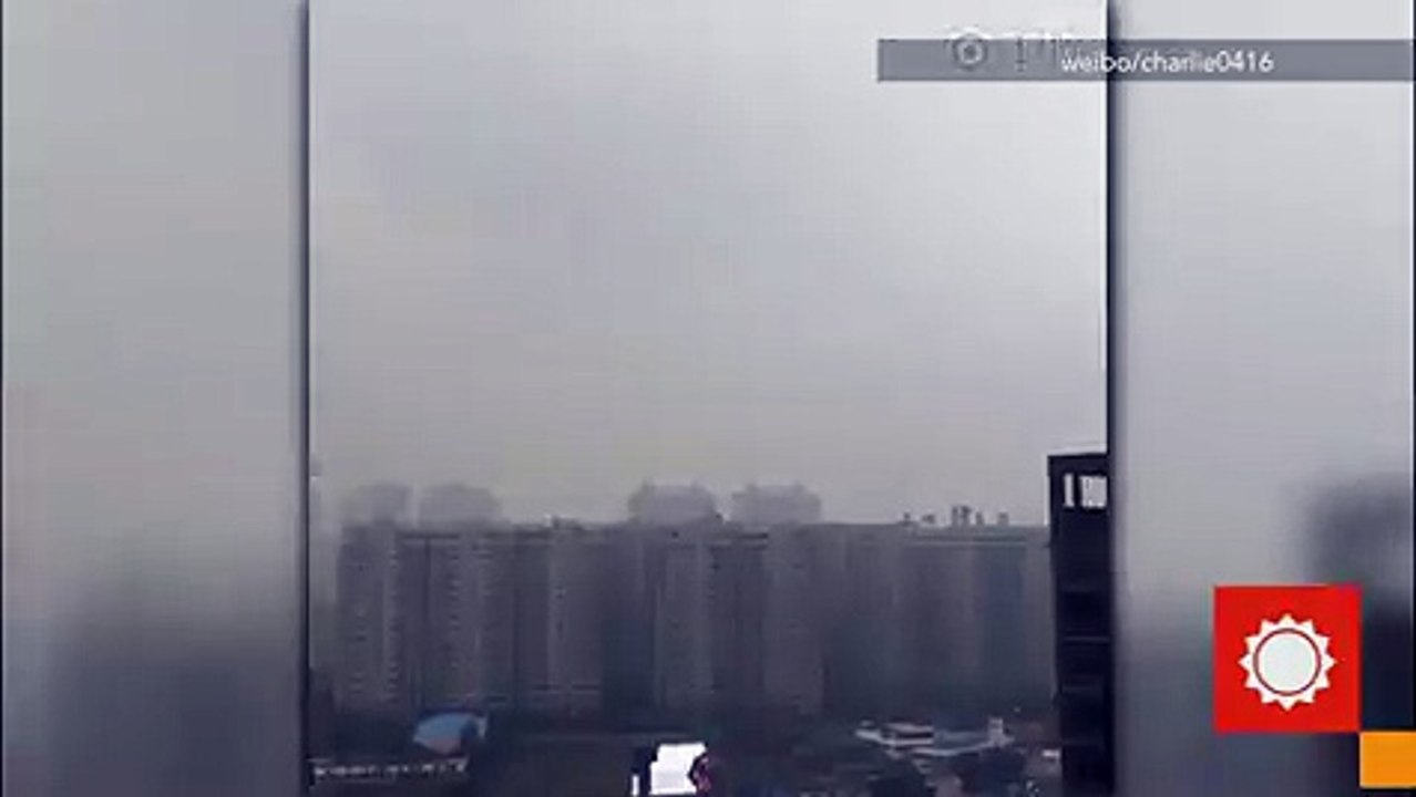 Murky Air Lowers Visibility in Central China -