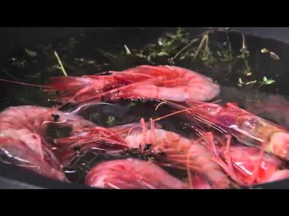 Trinxat de bledes amb gambes fumades