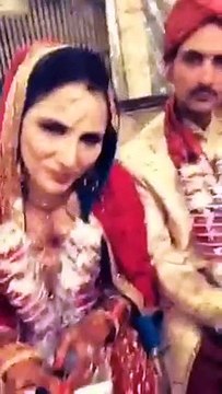 See what kind of question Qandeel baloch asking from newly wed couple