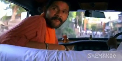 Vijay Raaz & Britney Aunty A Satire (hilarious comedy Scene of Bollywod Movie)