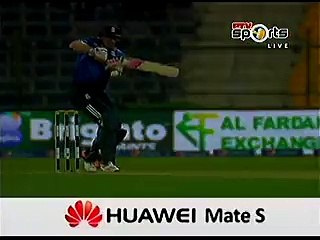 Wahab Riaz bouncer to English Cricketer in 1st ODI