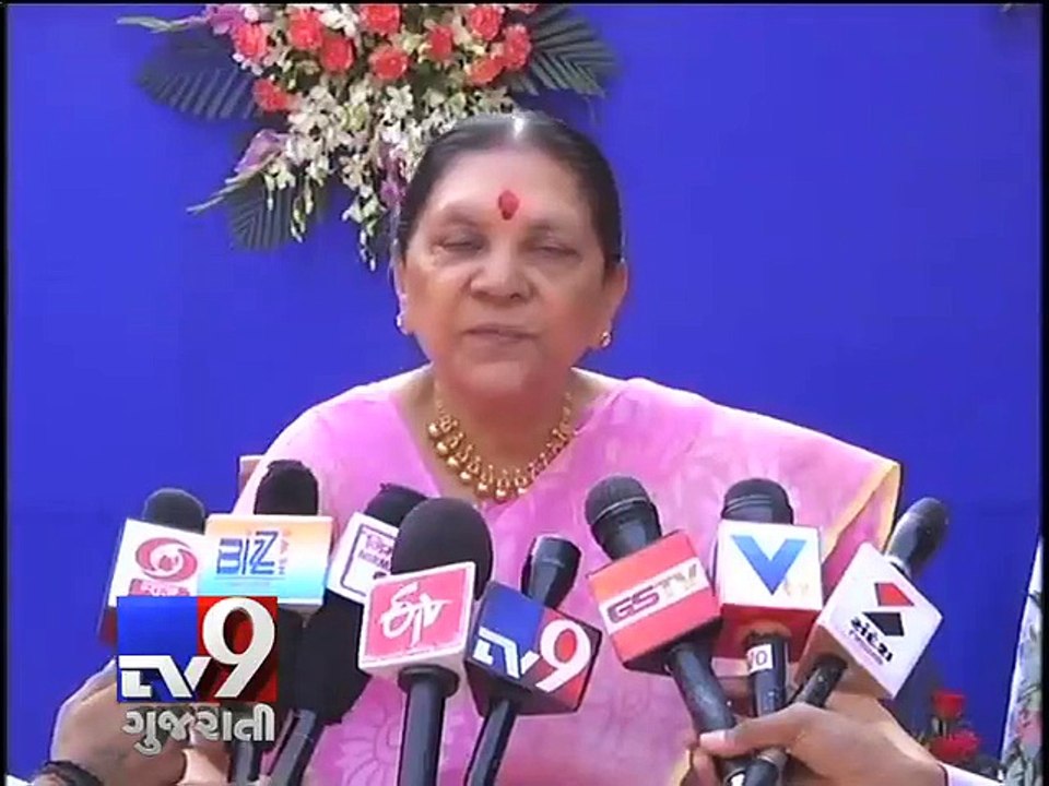 Gujarat CM Anandiben Patel greets people on New Year - Tv9 Gujarati