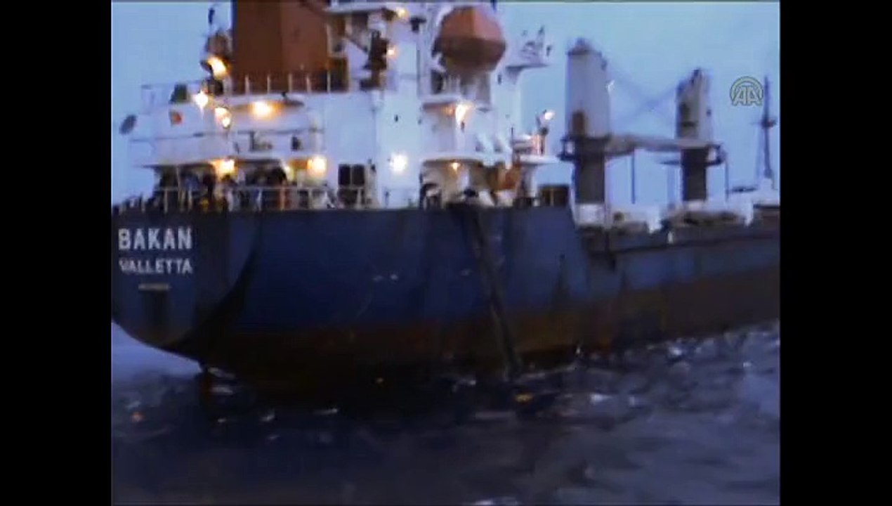 Refugee boat sank in Turkey's Canakkale