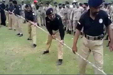 Pak Army VS Police Great Video