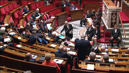 Air France : Patrice Carvalho pose une question au gouvernement