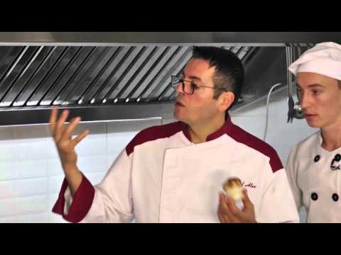 Report TV - Rreze Dielli, Te gatuajme me zonjen Tefta Lion Park Pj.1