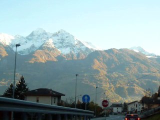 Ma cOpine des Aravis, Magalie la yodeuse^^.... en allant vers AOste, nOv 15