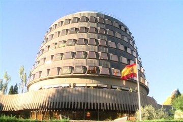 El TC suspende por unanimidad la declaración de ruptura con el Estado del Parlament