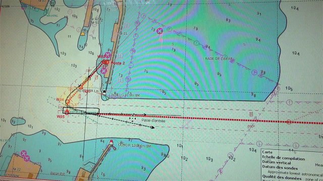 ESCORTE DU BPC MISTRAL PAR CENTINELA