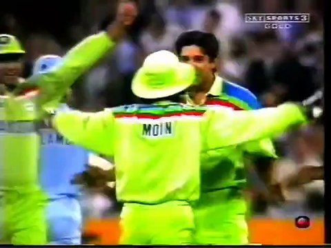 Wasim Akram- The King Of Swing !!