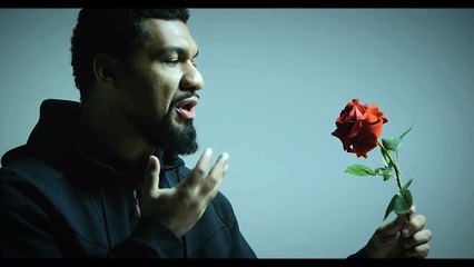 Pregador Luo - Minha alma é triste, mas é feliz ( voz e violão) - Videoclipe