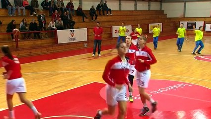 Serbian player who lost leg to resume basketball career