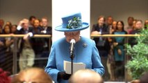 Queen pays tribute to civil servants in Home Office speech