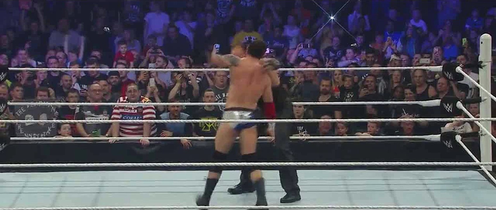 WWE SmackDown 12 November 2015 The Undertaker tombstones Wade Barrett