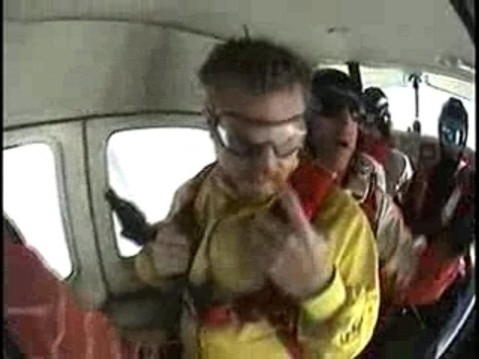 PARACHUTE